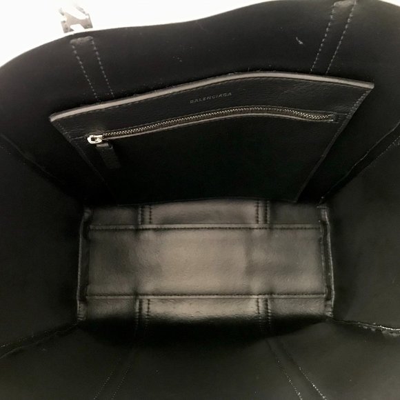 ✧ Balenciaga • Leather Tote Bag - Picture 7 of 10